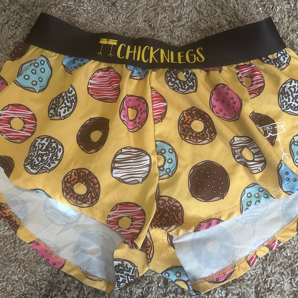 Chicknlegs Women's Donut Running Shorts